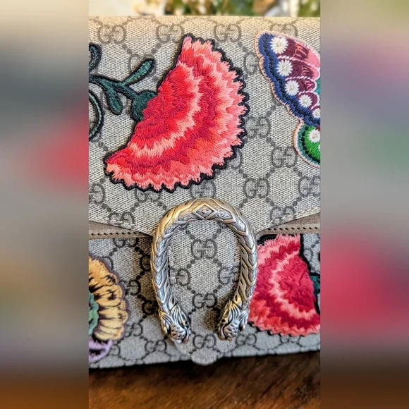 Gucci GG Supreme Canvas Embroidered Butterfly/Flowers Dionysus‎ Shoulder Bag - Picture 4 of 14